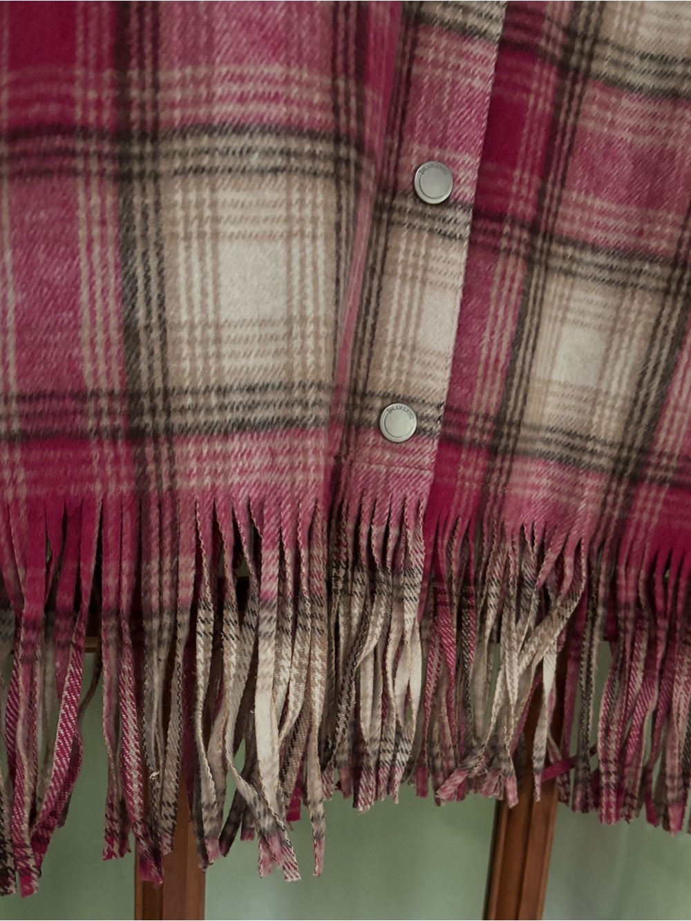 New! BLANK NYC Woodstock Pink Plaid Fringe Detail Shacket Sz Small - Picture 6 of 14
